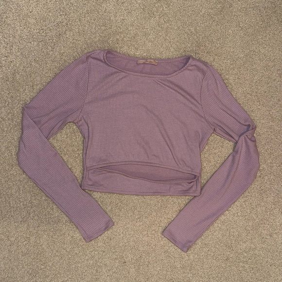 Cropped Purple Cut-out Long Sleeve - Picture 1 of 3